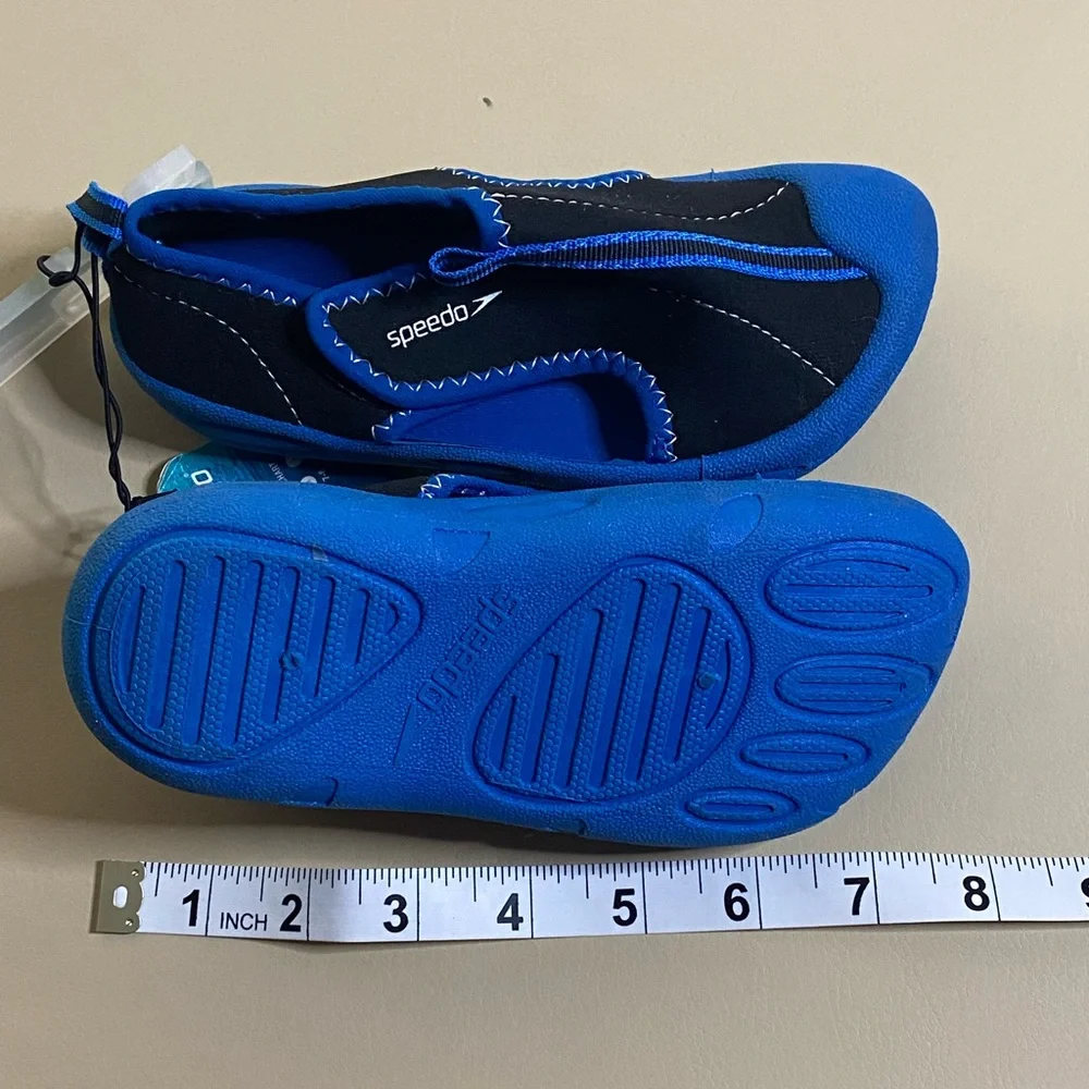 Speedo nwt water